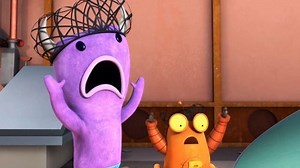 Watch Robot & Monster Season 1 Episode 5 - Adventures In Babysitting/Nobody Panic!