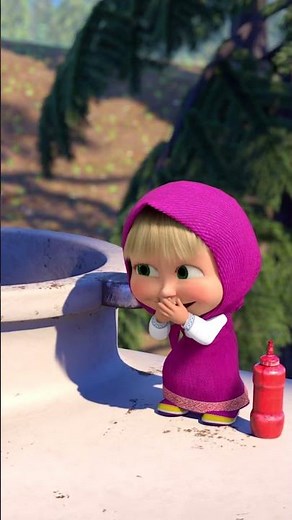 White back? No! Purple! 🐻🟣 #AprilFoolsDay #MashaAndTheBear #Shorts #mashaandthebear #kids #cartoons