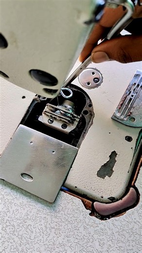 sewing machine cleaning ✅ #sewingtips #sewingmachine #sewingtools