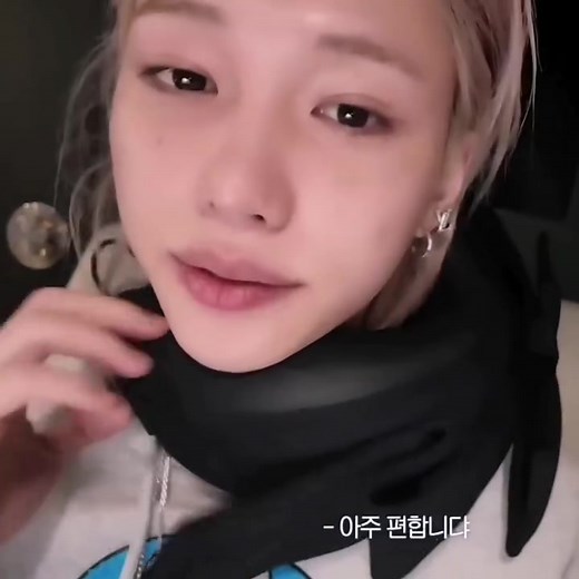 Felix se grabo cuando regresaba de París en el jet privado de Louis Vuitton para su Sunshine Vlog ☀️ [SKZ VLOG] 필릭스(Felix): Sunshine mini Vlog 2 - YouTube 🎥 #felix #leefelix #yongbok #skz #straykids #straykidsfelix #felixstraykids #Yonglixx #felixfreckles #felixsunshine #felixlee #cutefelix #용복 #필릭스 #フィリックス #kpop #kpopvisual #fyp #lovefelix #lix #kpopidol #felixxlouisvuitton Felix filmed himself returning from Paris on Louis Vuitton's private jet for his Sunshine Vlog ☀️ [SKZ VLOG] 필릭스(Felix): 