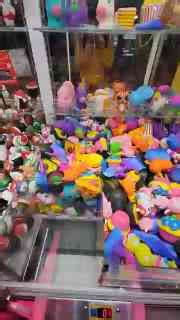 Chasing the Giant Nut: My Claw Machine Jackpot Quest