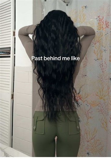 latinakoukla (@vicbootydalis)’s videos with Right Hand - Drake