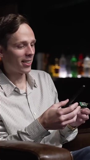 Hacker Ryan Montgomery shows a demo of wi-fi hacking with Flipper Zero. 📹 @ShawnRyanClips (YT) | ScorpSec