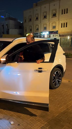 Meat lovers’ paradise! 😍 Baaaaa Restaurant’s Naeemi Sheep Karahi & Afghani Tikka are next leve. . . . 📍Google Coordinates: (24.6583746, 46.7046417) . . . #riyadheats #riyadhfoodie #baaaaRestaurant #sobianawaid #karahilovers #afghanfood #desifood #instareels #fbreels #foodreview #meatlovers #fyp #ksafood@BAAAAA Restaurant | Sobia Nawaid