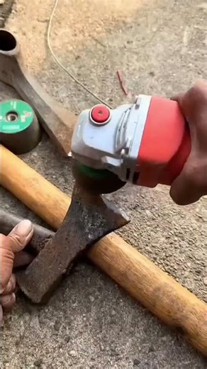 Practical grinding wheel for smooth and efficient surface work