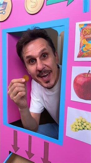 Superhero Needs Food – Watch Him Earn a Coin! 🦸‍♂️💰🍎
