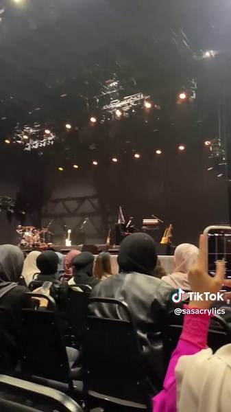 MEGASTAR ARENA KL seat VIEW | vip section (RIGHT ROW E) #TheRoseinKL #megastararena #seatview #view #vip