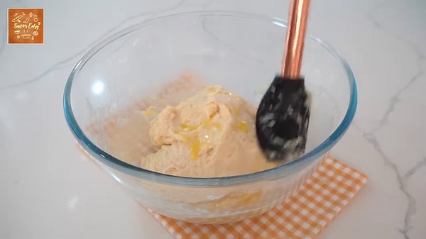 52K views · 964 reactions | How to make Milk Bread without kneading-just use spatula | Savor Easy | Facebook