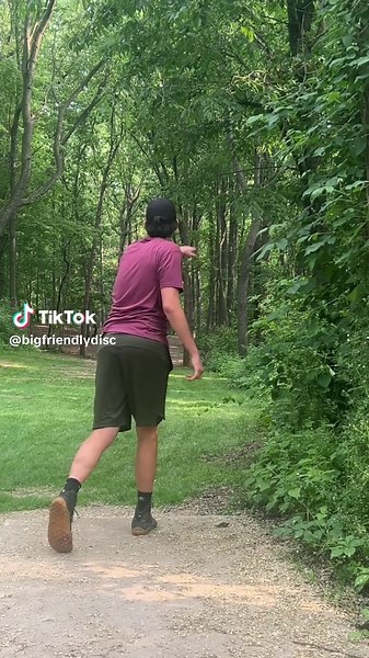 Best Throwing Putter: Discraft Luna Review