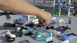 LEGO City Police Station TV Spot, 'Crooks Are Breaking Out'