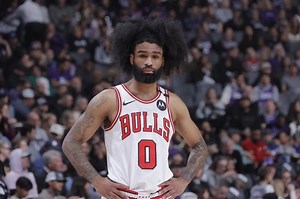 NBA: Lakers trounced in LeBron's return, Bucks rally to beat Kings | ABS-CBN Sports