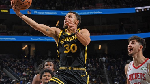 Stephen Curry with 32 Points vs. Houston Rockets