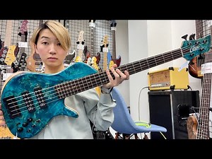 何この青い5弦！？ 最高すぎ！！！ イタリアの最高級ベース、ルックスもサウンドも最強【Capurso / Georgius DX5】