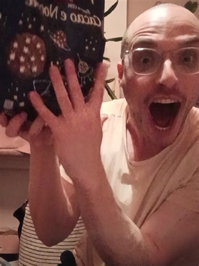 Normal People Eating Compared to Influencers