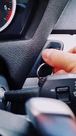 Xhorse VVDI Key Tool Check BMW Mileage. #diagnostics #tools #fyp #trending #viral #tiktok #trend #scanner #obd2 #gift #repair #follow #new #fyps #secret #locksmith #key #xhorse #bmw