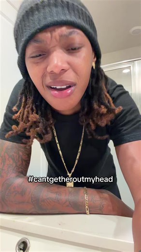 Trynna put ha to bed and wake her up shxt😂 | I Can't Get You Out Of My Head