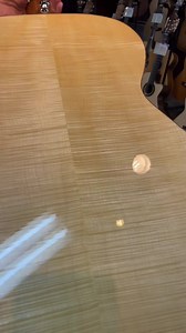 #MatonCustomShop Master Luthier Andy Allen has always felt that tonewoods that grow together, should stay together 🌲🎶 A Maton Custom Shop reveal with our friends Dolphin Guitars(ドルフィンギターズ） #MatonDealers (Tokyo, Japan 🇯🇵) When Satin Box was first introduced to Maton, it was delivered to the company by Otway Tonewoods in the early 2000’s with the message that the tree grew amongst the Victorian Blackwood trees and it had a wonderful grain and a seemingly natural resonance when cut and managed.