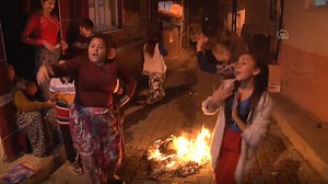 Romani people in Turkey celebrate spring festival amid COVID-19 pandemic