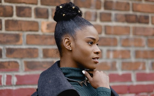 Natural Hair Care Tips for Cold Days