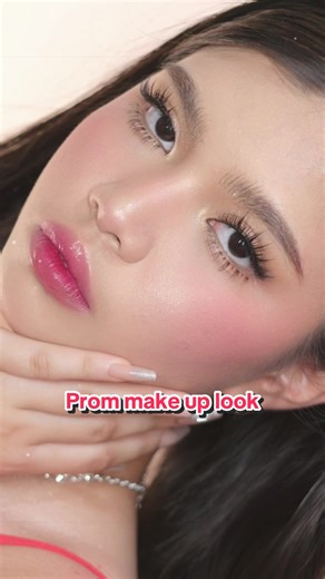 Elegant Prom Hair and Makeup Look