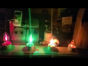 Amazon has NEW RED/GREEN LED Flicker Flame/Fire Effect lights bulbs! For Christmas? A REVIEW