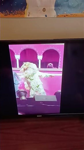 The muppets take the 02 intro part 1 😊