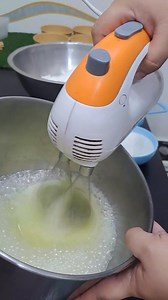 928K views · 1.7K reactions | Salted Puto Cake Puto Cake 殺 Ingredients:  3/4 cup white sugar 2 and 1/2 cup Apf 1 tbsp.baking powder 1 cup evaporated milk 1/4 tsp. Iodized salt 1 tsp. Vanilla 1 Cup water Meringue mixture:  8 pcs. Eggwhites 1 tsp. Cream of tartar 3/4 cup white sugar Toppings:  Salted egg Cheese Bake for 50 to 55mins | Love Cakes | Facebook