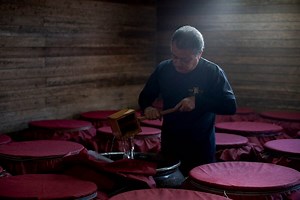 Awamori: Okinawa’s Iconic Spirit | VISIT OKINAWA JAPAN | Official Okinawa Travel Guide