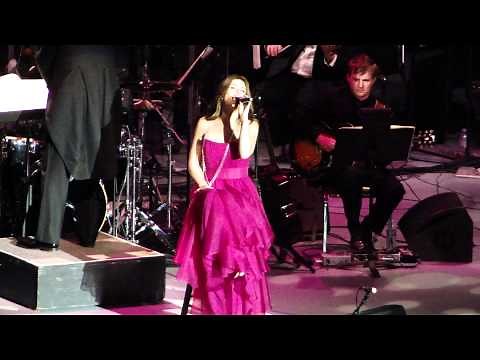 Idina Menzel - Heaven Help My Heart - Los Angeles, October 22, 2011 (HD)