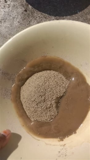 FARIN MANSOORI on Instagram: "Claypot mitti"