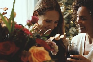 21K views · 29 reactions | Christmas is coming... 懶 | Interflora UK | Facebook