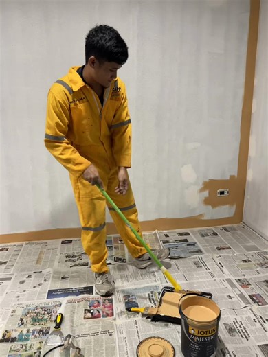 Watch Majestic True Color Matt transform this wall in a single stroke — rich color, flawless finish, and coverage you can trust from the very first coat. With 2 coats = Less work. Less waiting. Just a perfectly painted wall. #jotun #jotunpaint #painting