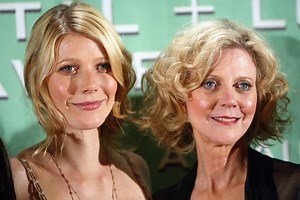 Gwyneth Paltrow Promised Her Mom Blythe Danner She Wouldn't Quit Acting