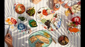 Enjoy dockside dining and kick off your culinary journey with a widespread of delicacies, perfectly complementing the front-row views of the Pacific Ocean. | The Portofino Hotel & Marina