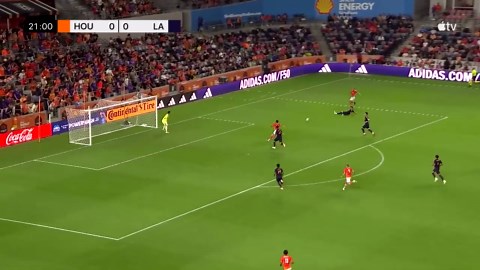 Playoff hopeful Dynamo allow late goal, settle for draw with Galaxy