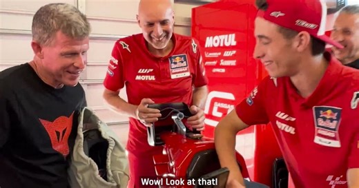 英雄との初対面