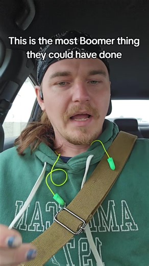 Ponyboy (@ponyboy_kult)’s video of boomer