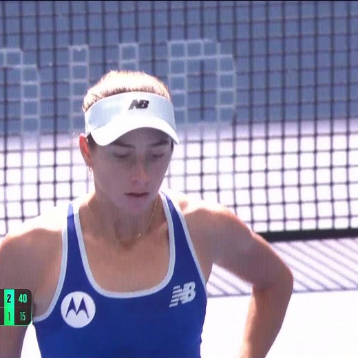 Kessler closing in 👊 After taking the first set 6-2, McCartney Kessler takes an early lead in the second. #2025ChinaOpen | WTA