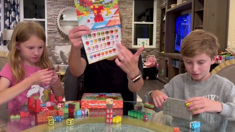 200PCS Magnetic Blocks with Light Blocks - Magnetic Blocks for Kids Ages 4 5 6 7 8, Magnetic Building Cubes, Magnetic Building Block, Christmas Birthday Gifts for 3-10 Years Old Boy Girls, STEM Toy