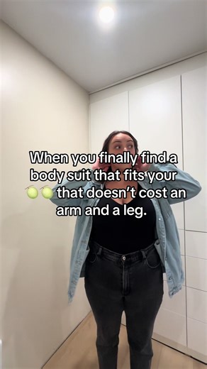 Body suits have been my enemy because the girlies are never happy in them but now, now I have scored. 👏 under $25 and super comfortable!!