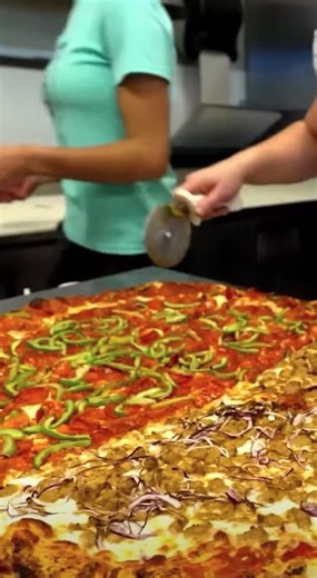 How They Make a GIANT 12 lb Pizza