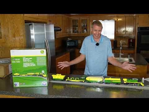 John Deere Day on the Railroad: Lionel's Happiest Green & Yellow Set