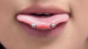 Snake Eyes Piercing: Guide & Images - AuthorityTattoo