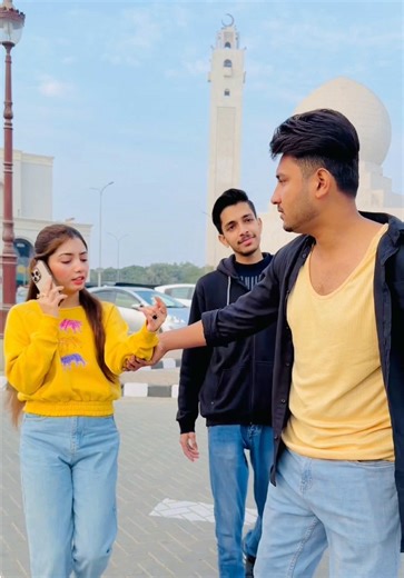 Yeh tu prank ho gya😅❤️_#ahmera