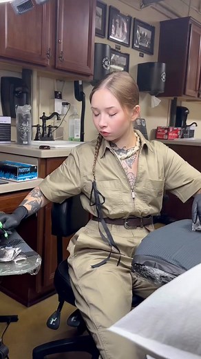 sad.in.jail.tattoo (@sad.in.jail.tattoo) - ✍️Non electric tattooing 📍Long Beach, CA🇺🇸 October December #handpoke #stickandpoke #machinefreetattoo #tattooprocess #tattoo #tattooideas #nonelectrictattoo