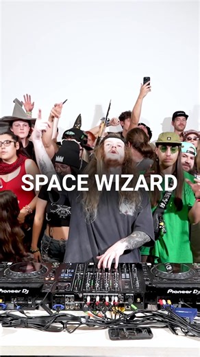 When the Bass Face Hits! 😳 @space wizard . Sound Provided By: @Sound Mason Productions . ID: Space Wizard - The World . #dubstep