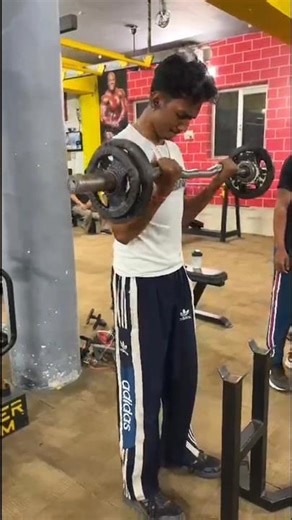 my life is gym 🏋️‍♀️ 💪 #new #viral #viral #india #gym #trending #youtubeshorts #youtube #shortvideo