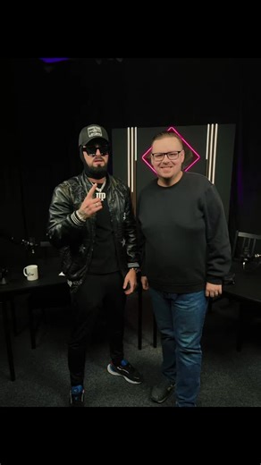 Filmy użytkownika PREZES KRUSZEK (@danusia_official1) z muzyką Arco De Groo live stream Matrix - Arco De Groo