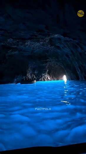 This Cave Looks Small… But It’s Magical Inside 🌊✨ #facts #shorts #youtubeshorts #trending #viral