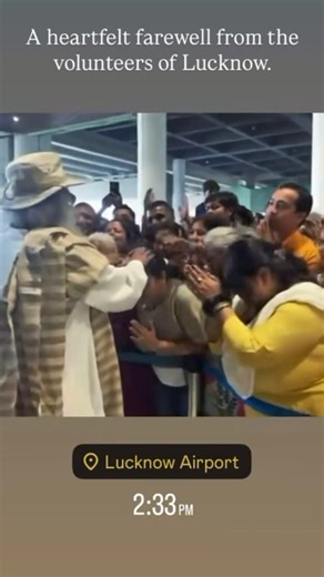 Emotional Goodbye to Sadhguru | Lucknow Voulenteers came Airport to See Off #sadhguru #satsang